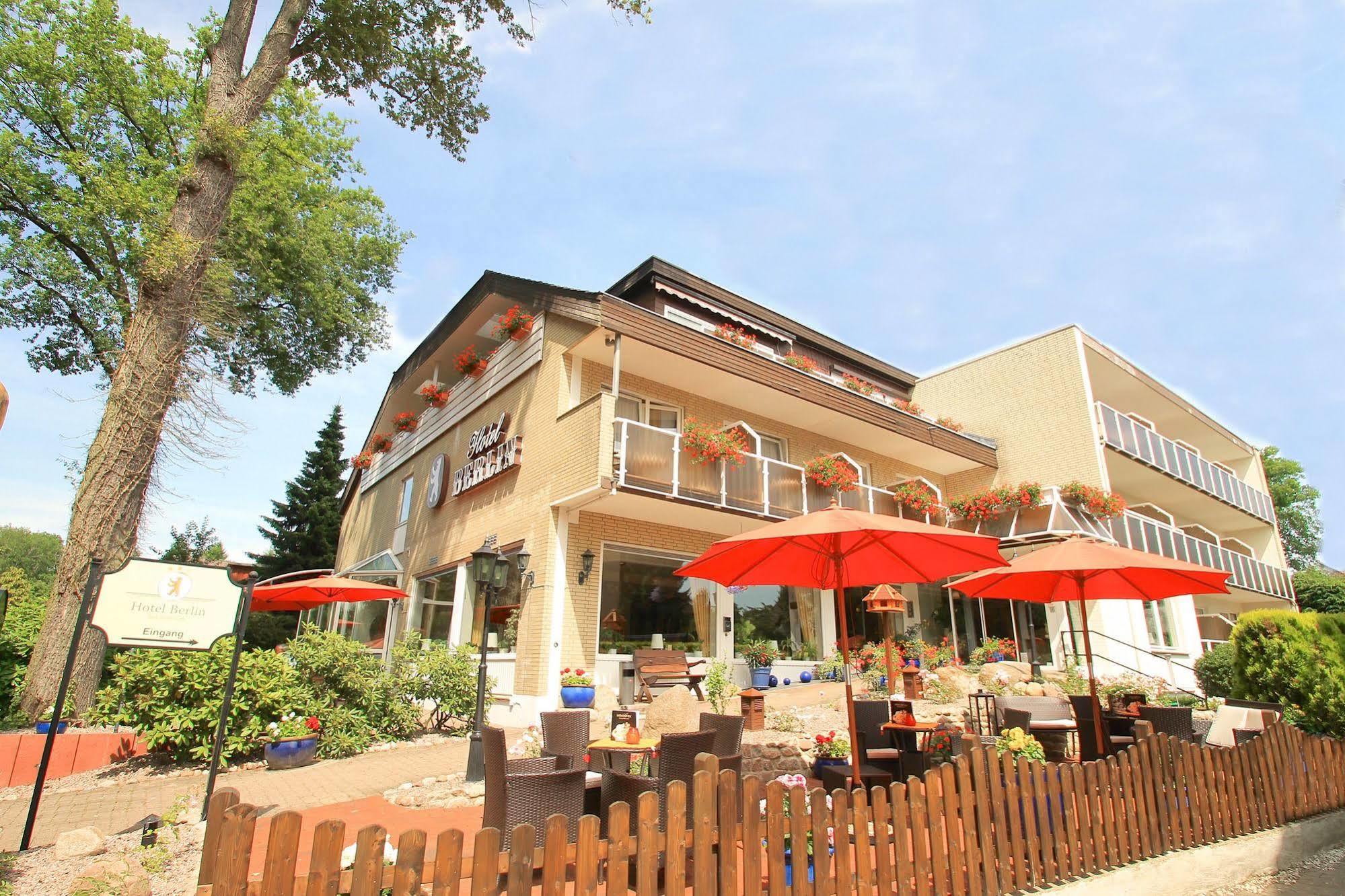 Akzent Hotel Berlin 바트베벤슨 외부 사진