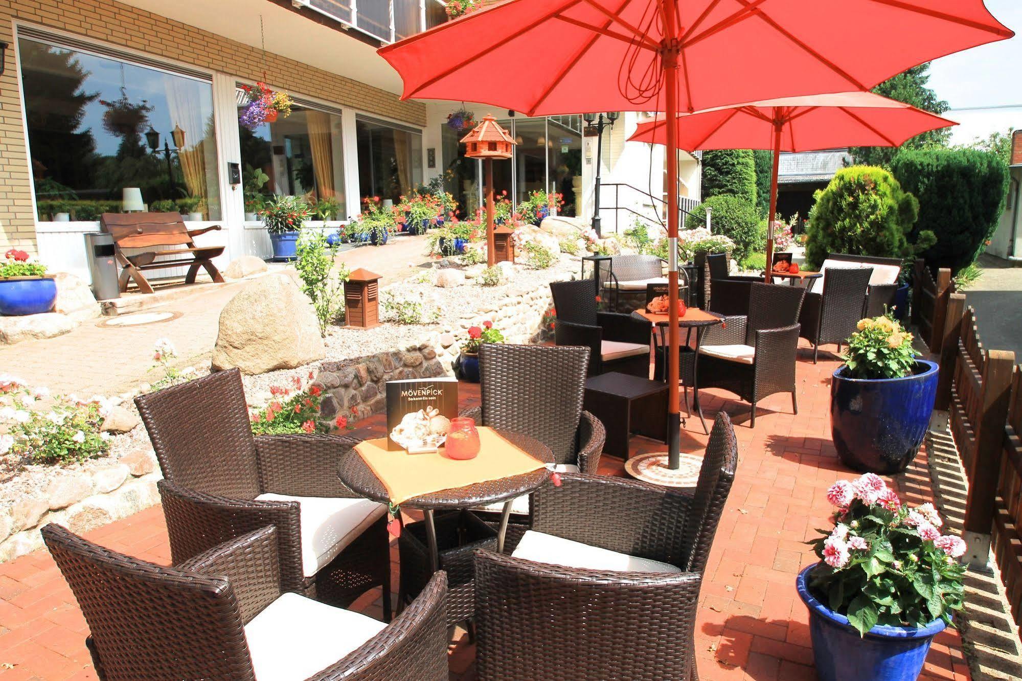Akzent Hotel Berlin 바트베벤슨 외부 사진